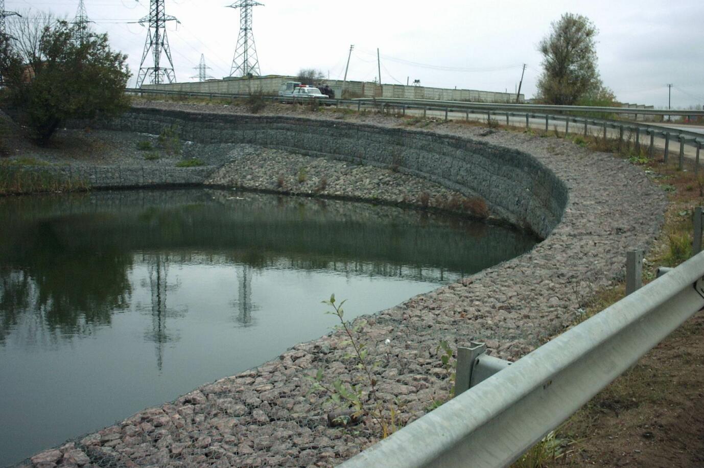 �½����F�ĺ�ˮ�������h�����O�Ŀ